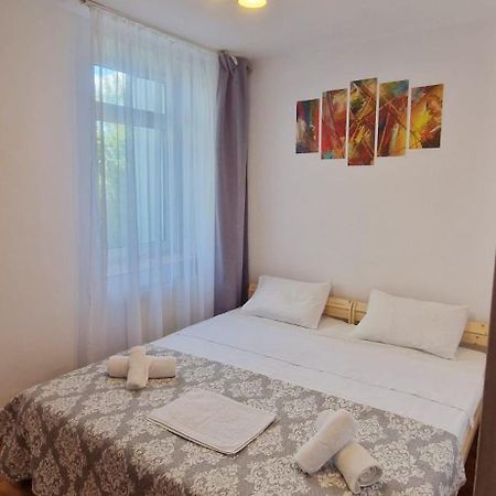בראשוב Stephanie Apartment-Centru Civic מראה חיצוני תמונה