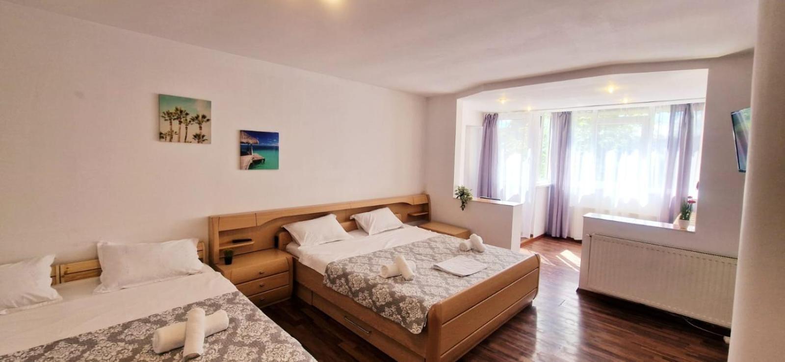 בראשוב Stephanie Apartment-Centru Civic מראה חיצוני תמונה
