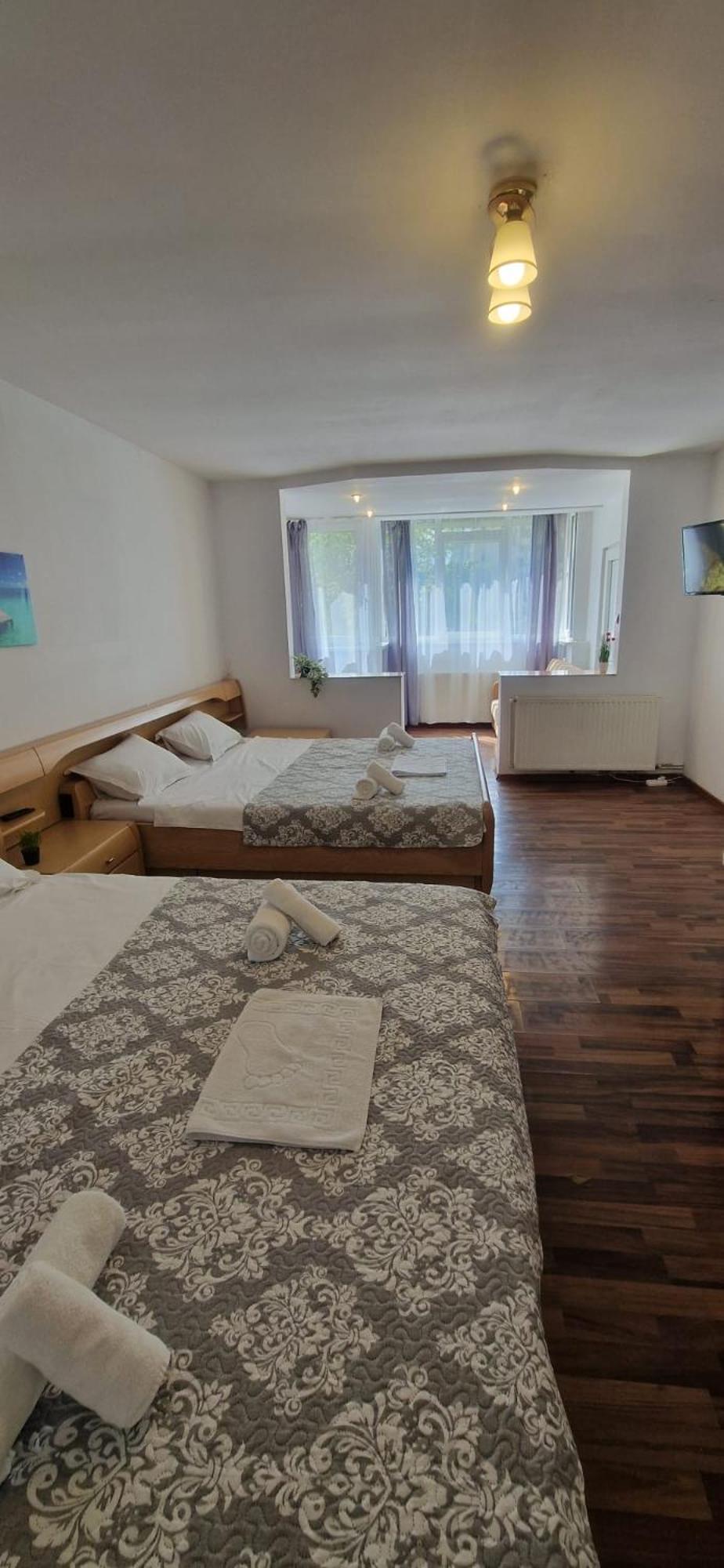 בראשוב Stephanie Apartment-Centru Civic מראה חיצוני תמונה
