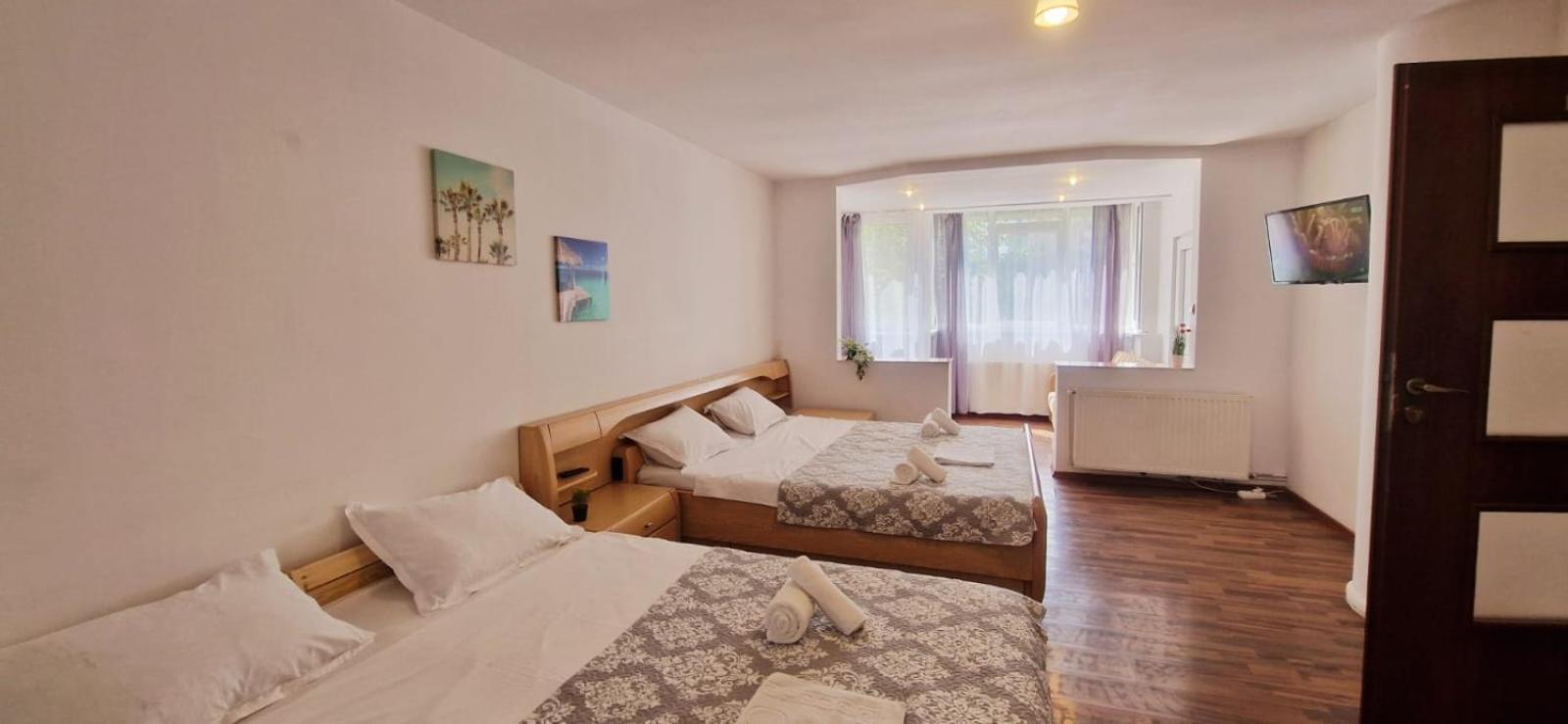 בראשוב Stephanie Apartment-Centru Civic מראה חיצוני תמונה