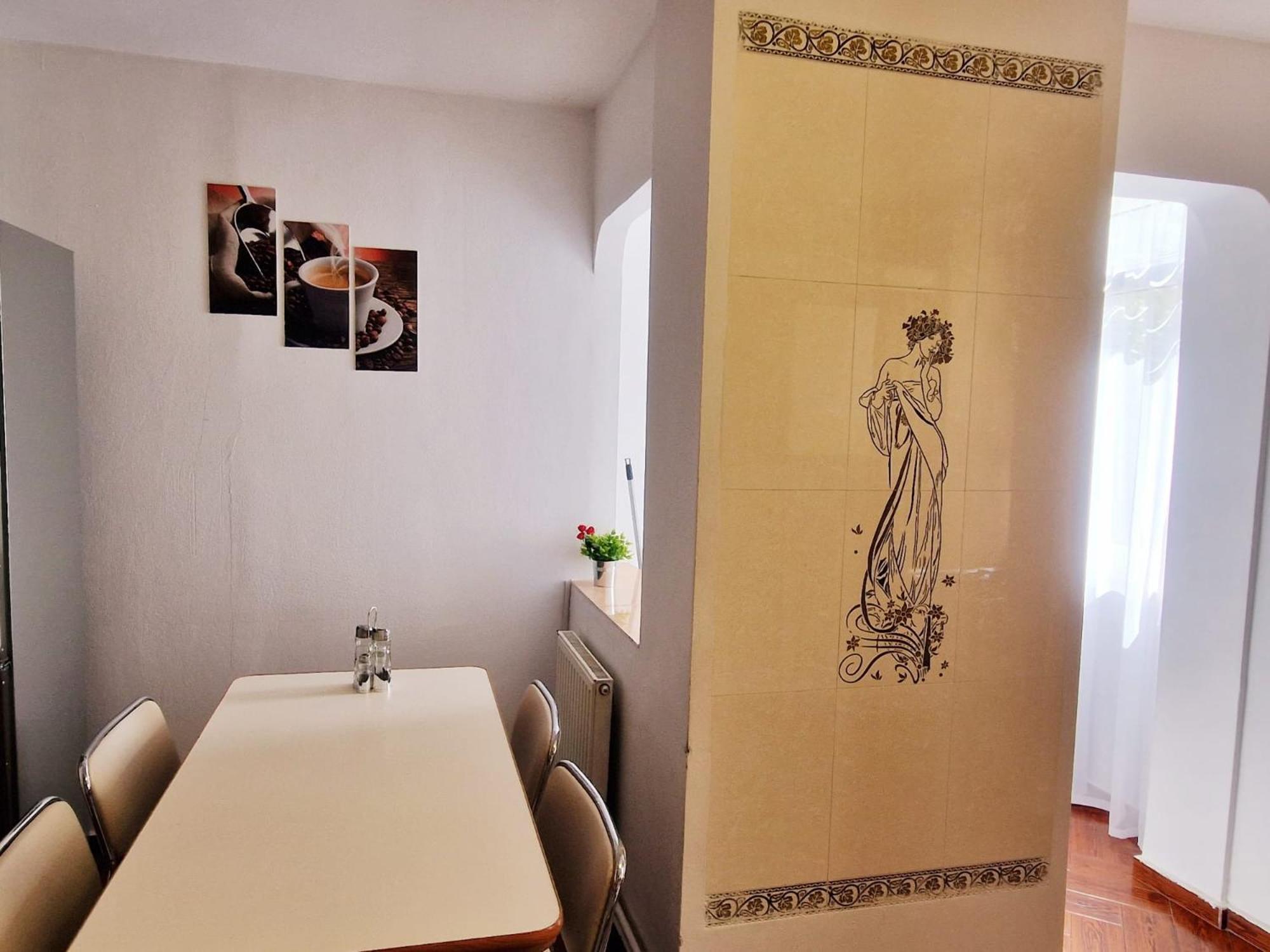 בראשוב Stephanie Apartment-Centru Civic מראה חיצוני תמונה