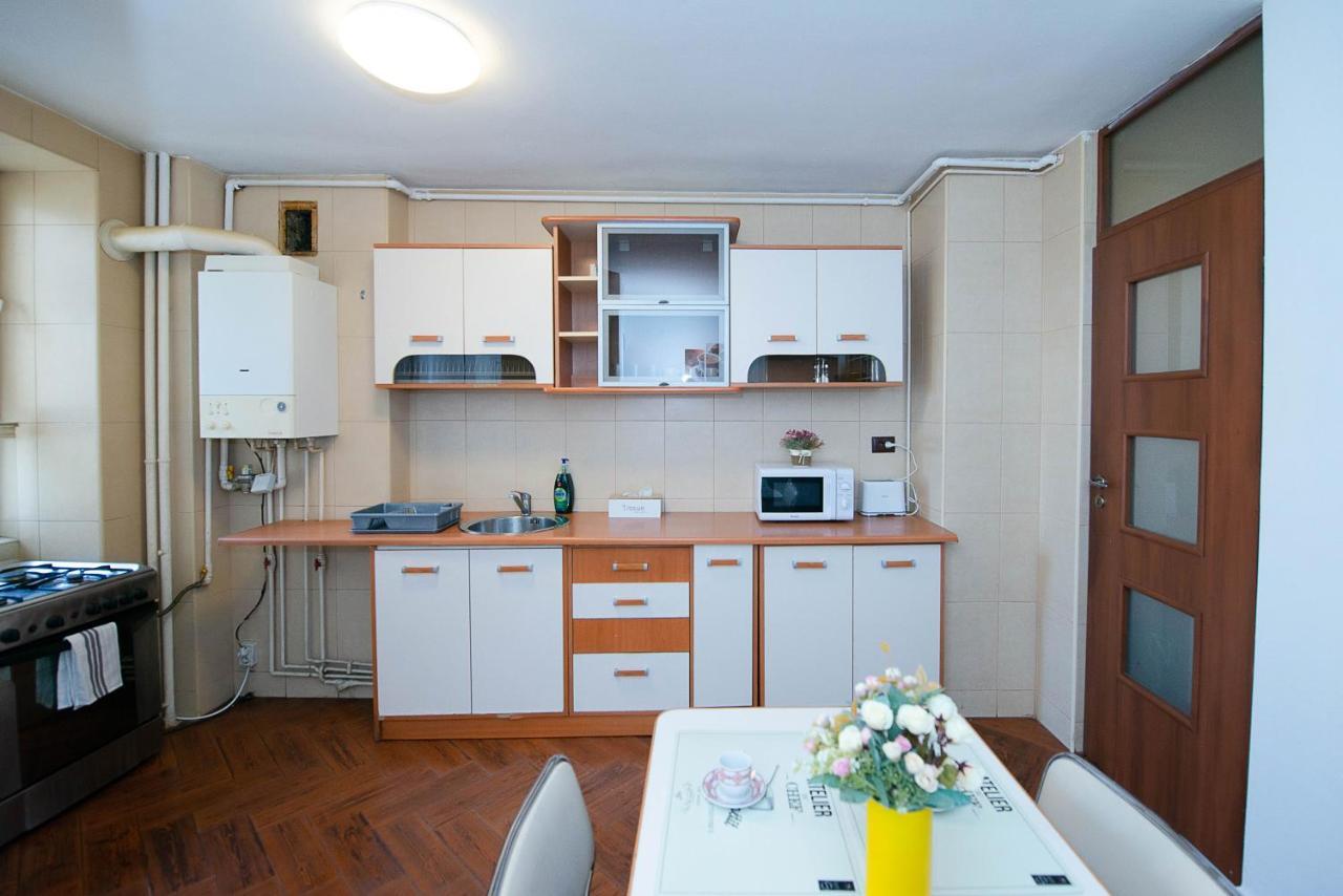 בראשוב Stephanie Apartment-Centru Civic מראה חיצוני תמונה