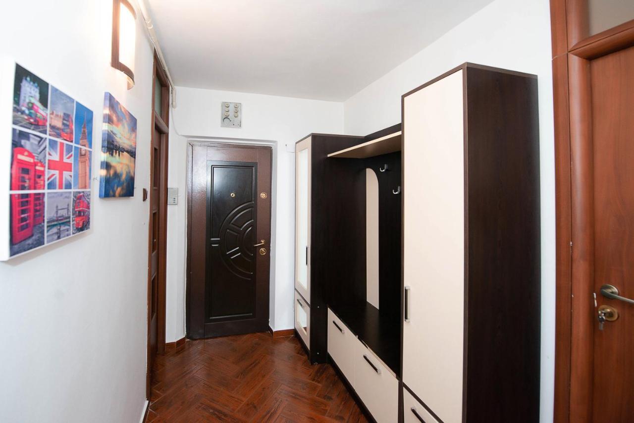 בראשוב Stephanie Apartment-Centru Civic מראה חיצוני תמונה