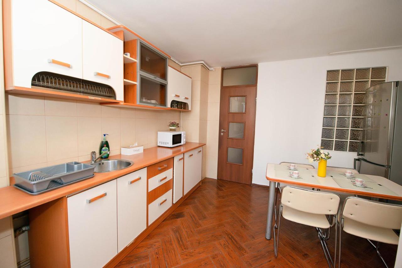 בראשוב Stephanie Apartment-Centru Civic מראה חיצוני תמונה