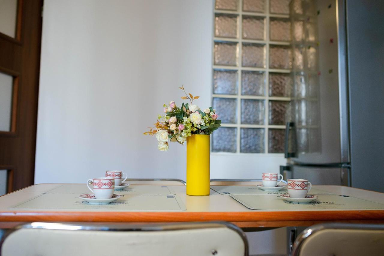 בראשוב Stephanie Apartment-Centru Civic מראה חיצוני תמונה